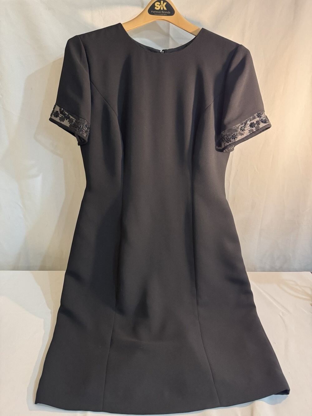 Donna Morgan Black Short Sleeve Dress Button Back & Lace Trim Size 10 0072